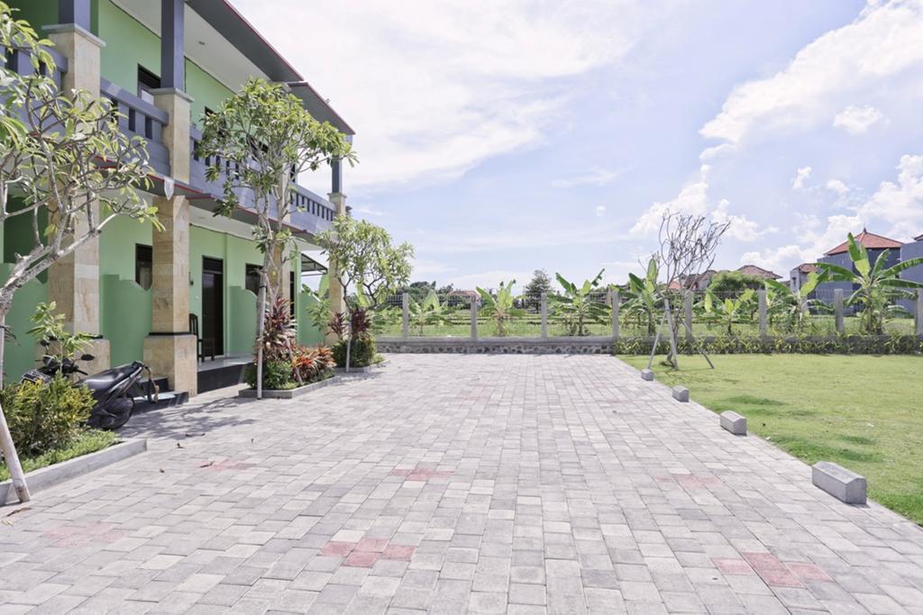 Reddoorz @ Kerobokan Canggu กูตา ภายนอก รูปภาพ